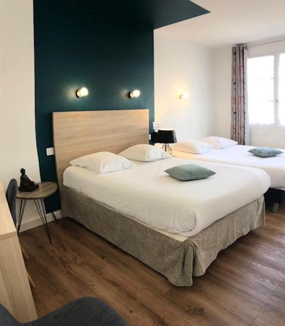 Hotel Le Petit Billot Vitré Esterno foto