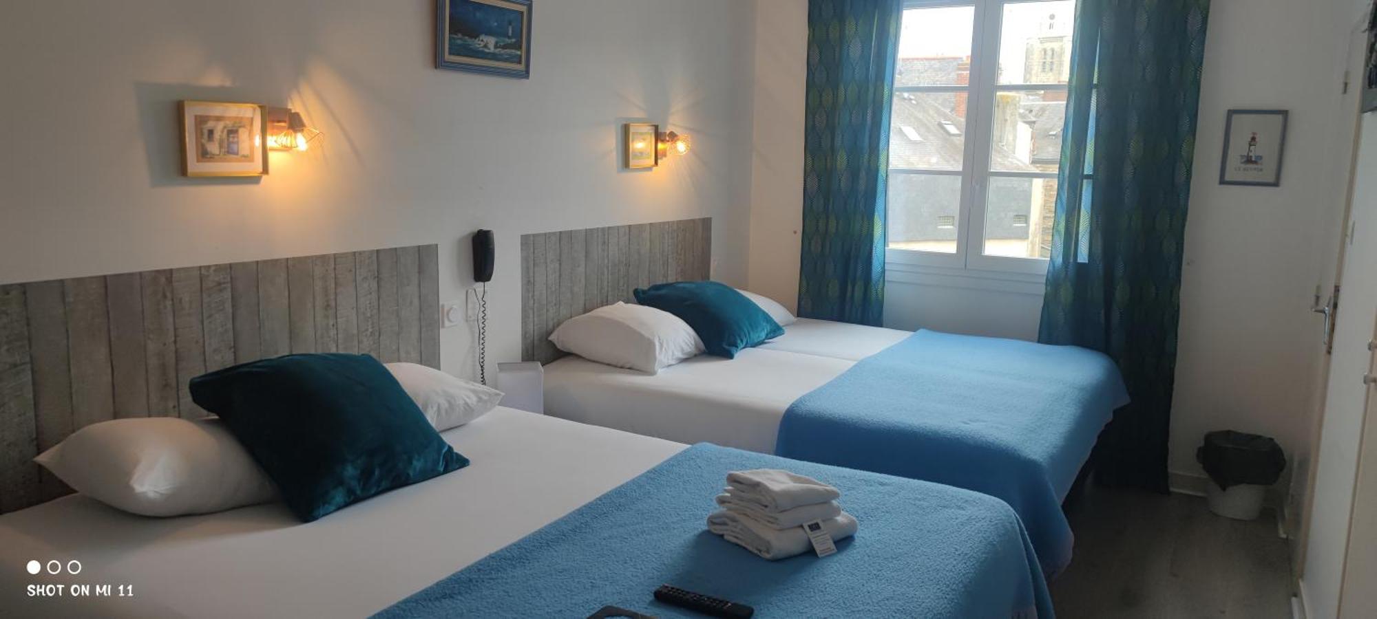 Hotel Le Petit Billot Vitré Esterno foto